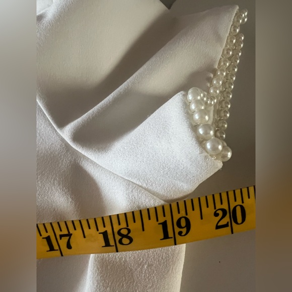 Gal Meets Glam White Dress - Picture 7 of 16